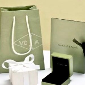 Van Cleef & Arpels Earring Box & Bag